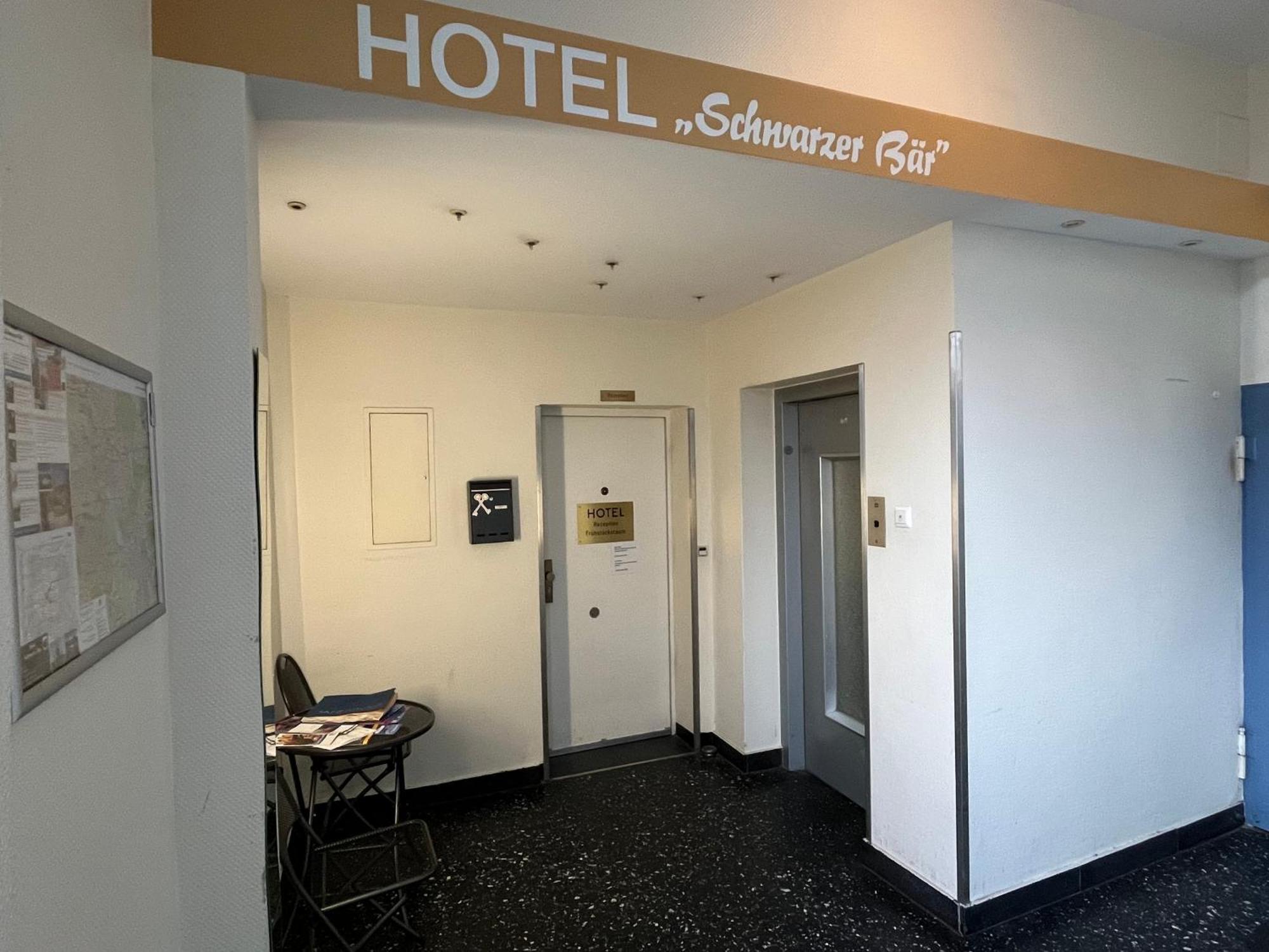 Hotel Schwarzer Baer Ганновер Екстер'єр фото